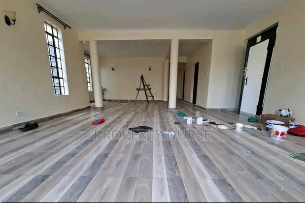 3bdrm Maisonette in Gateway Mall Area for rent - thumbnail 2