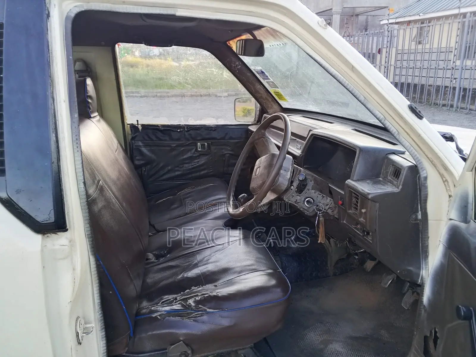 Mitsubishi L200 1999 Beige