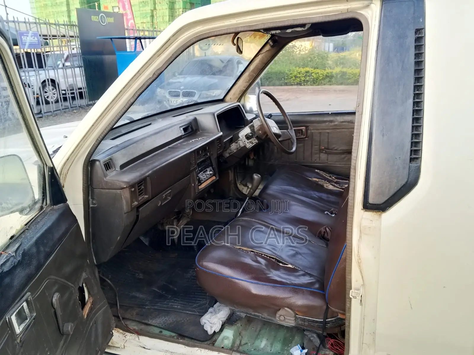 Mitsubishi L200 1999 Beige