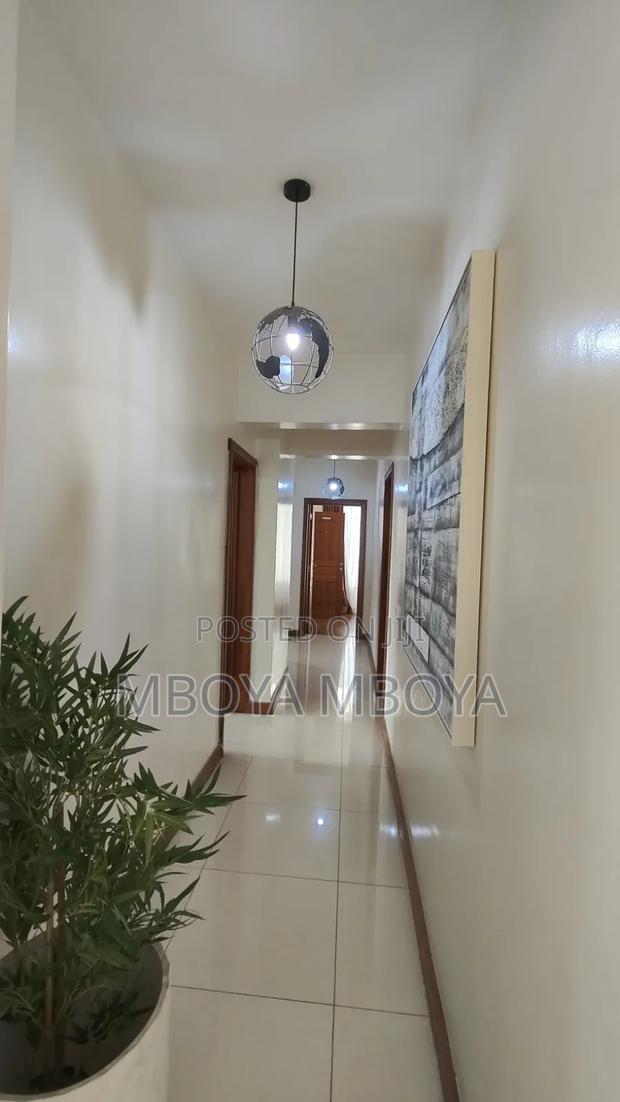 Furnished 4bdrm Apartment in Parklands for rent - thumbnail 11