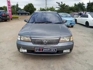 Nissan Sunny 2003 Silver