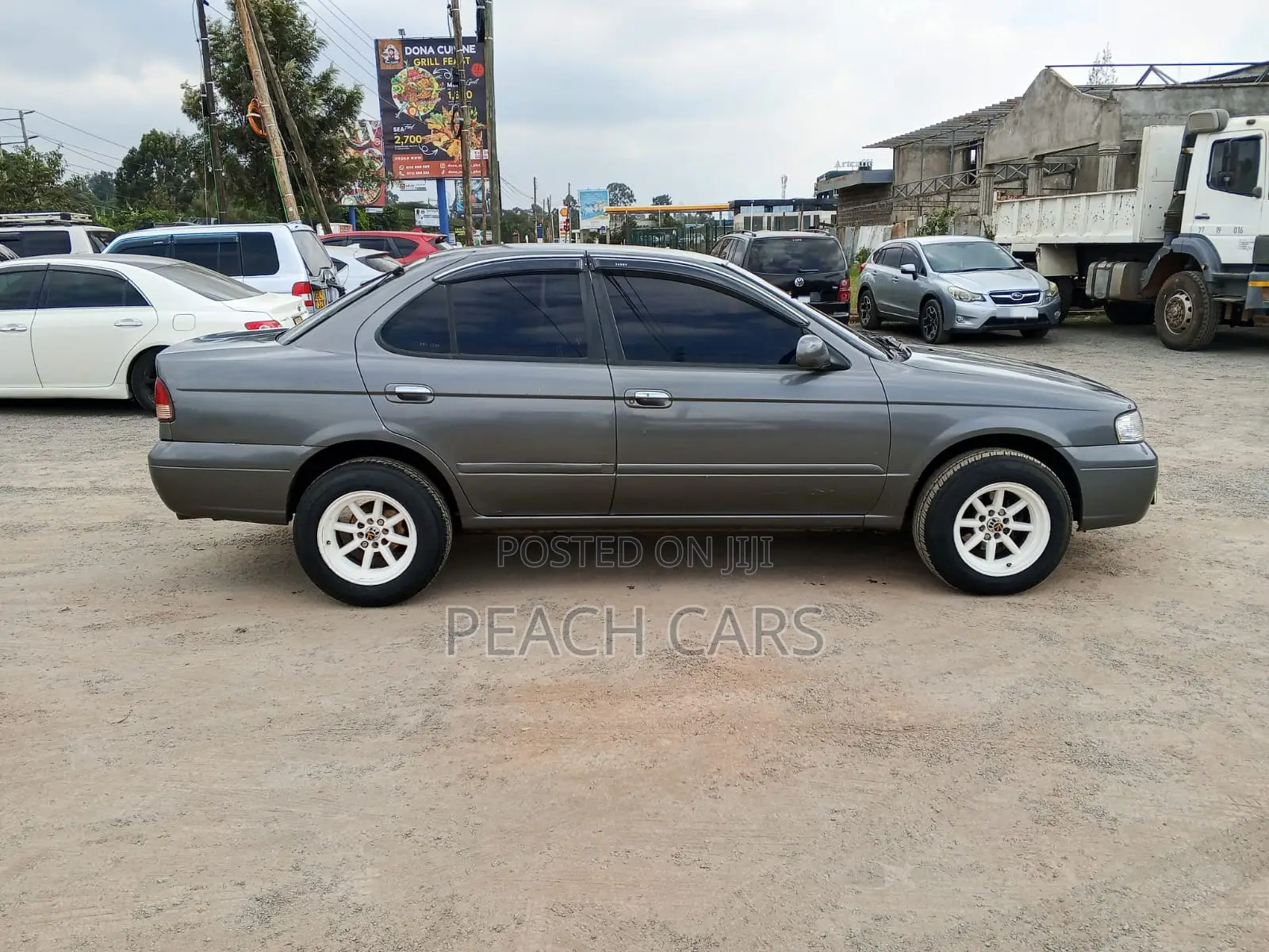 Nissan Sunny 2003 Silver