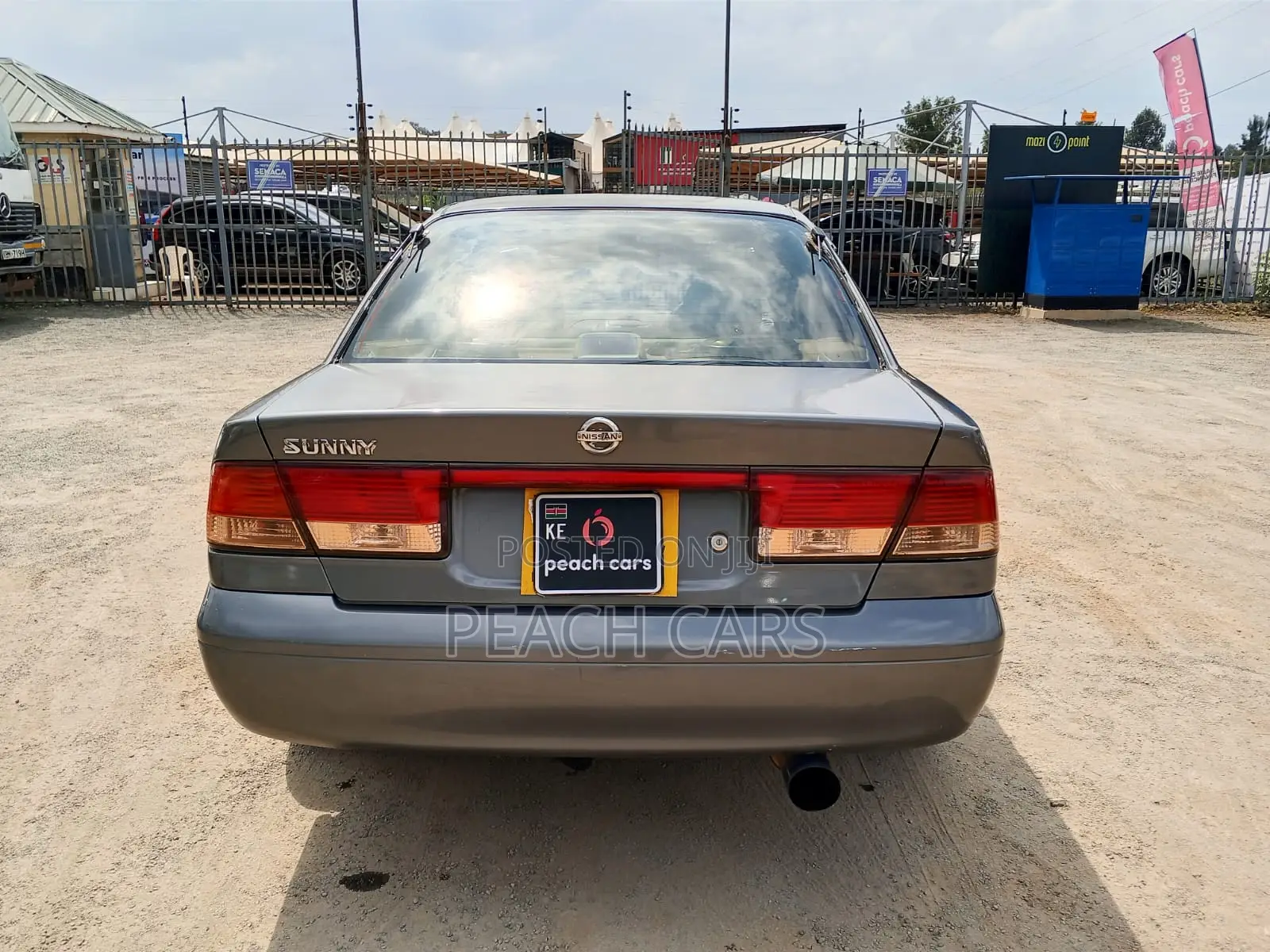 Nissan Sunny 2003 Silver
