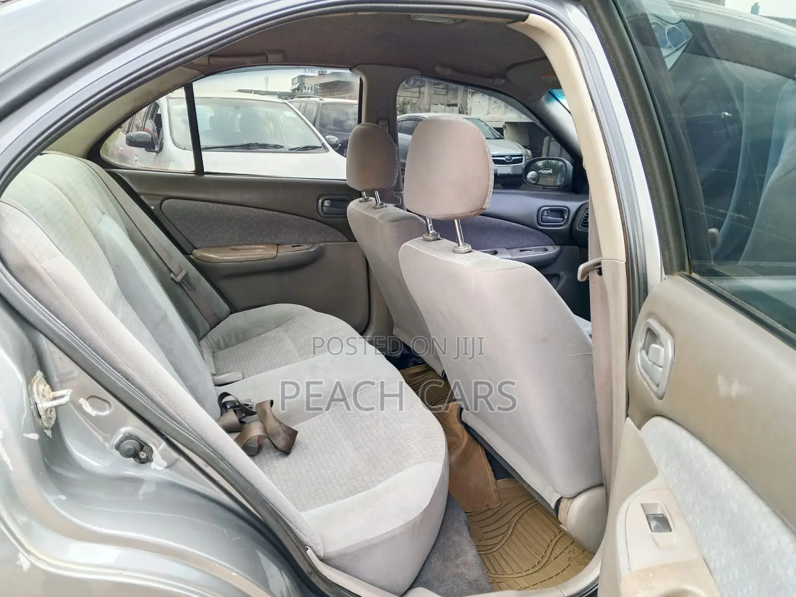 Nissan Sunny 2003 Silver