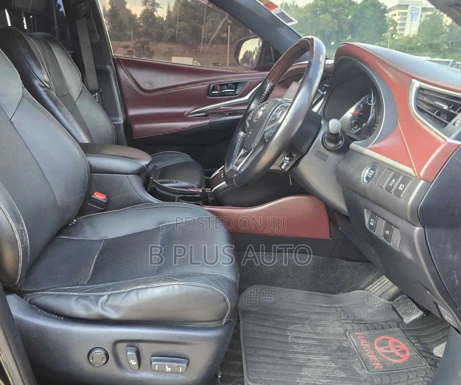 Toyota Harrier 2.0 2015 Black