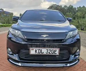 Toyota Harrier 2.0 2015 Black