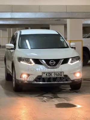Nissan X-Trail 2.0 Petrol AWD 2015 White