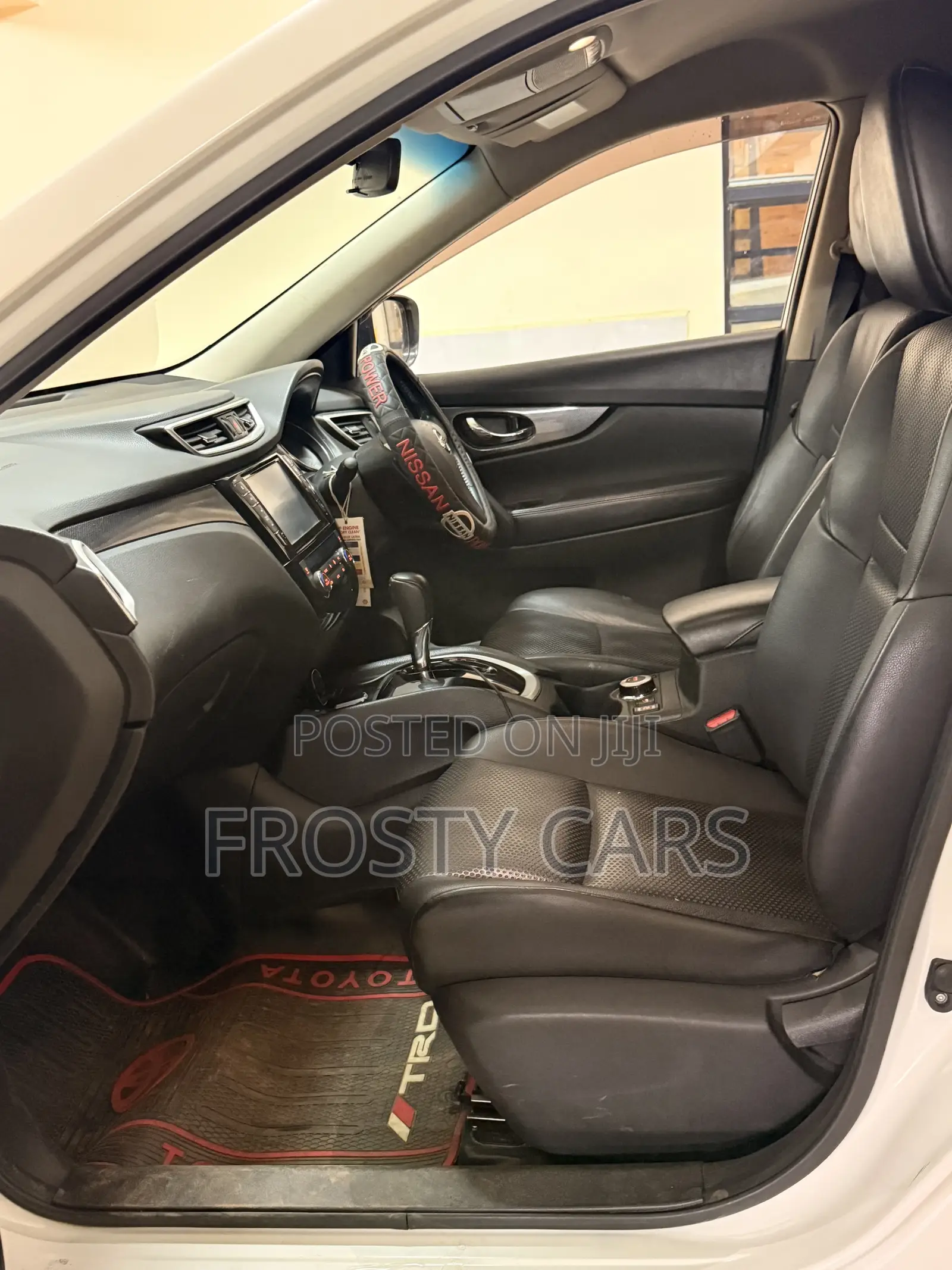 Nissan X-Trail 2.0 Petrol AWD 2015 White