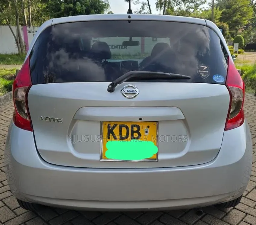 Nissan Note 2014 Silver