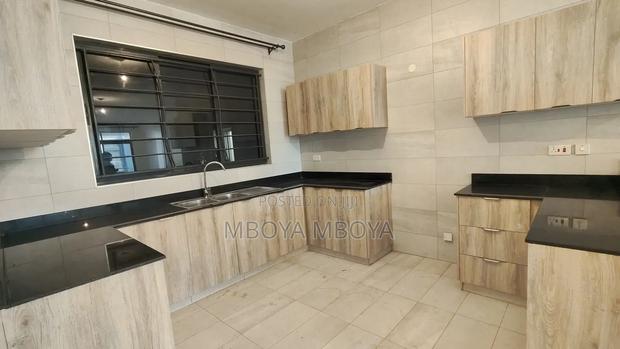 2bdrm Apartment in Parklands for rent - thumbnail 8