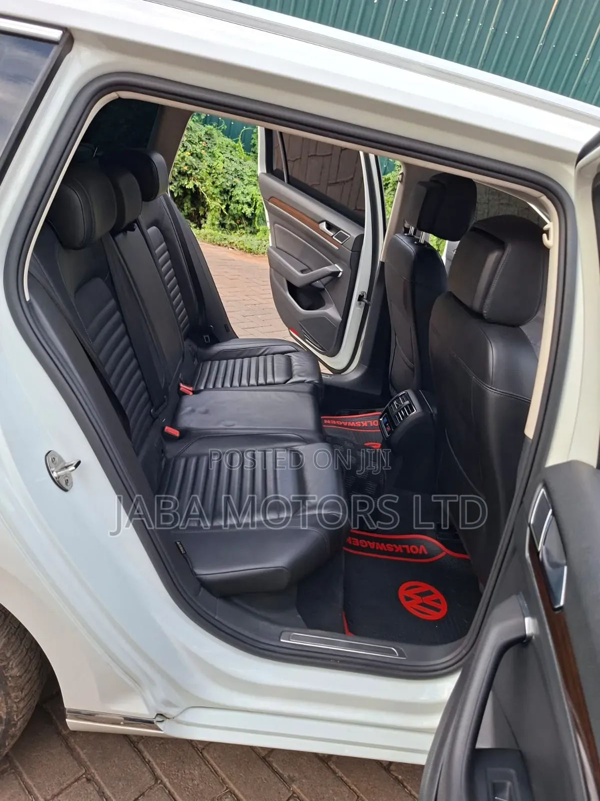 Volkswagen Passat 2017 White