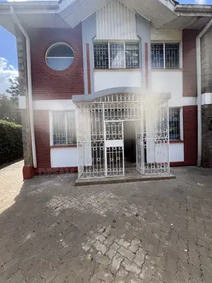 4bdrm Maisonette in Kilimani for rent