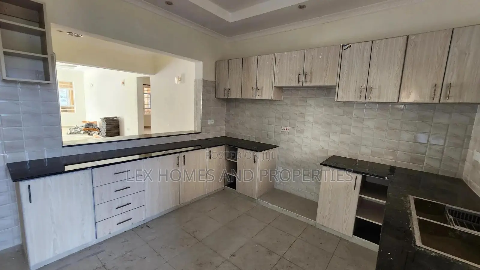 3bdrm Bungalow in Matasia for sale