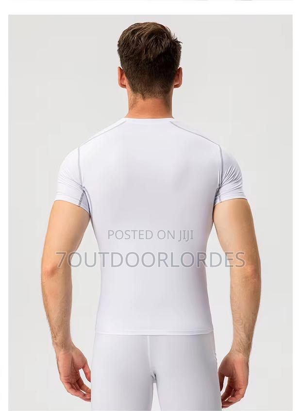 Short Sleeved Compression Tshirt - thumbnail 4