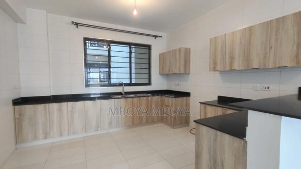 3bdrm Apartment in Parklands for rent - thumbnail 14