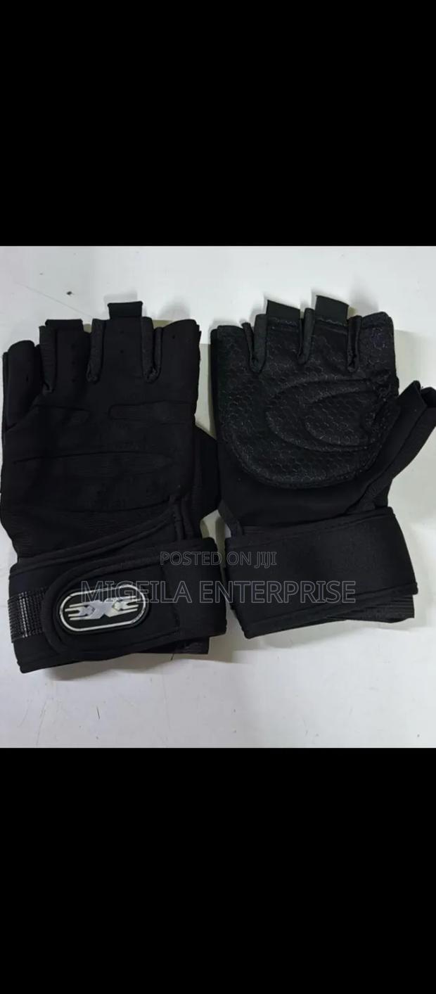 Extra Large Adjustable Gloves