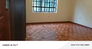 4bdrm Maisonette in Kerarapon, Karen C for sale