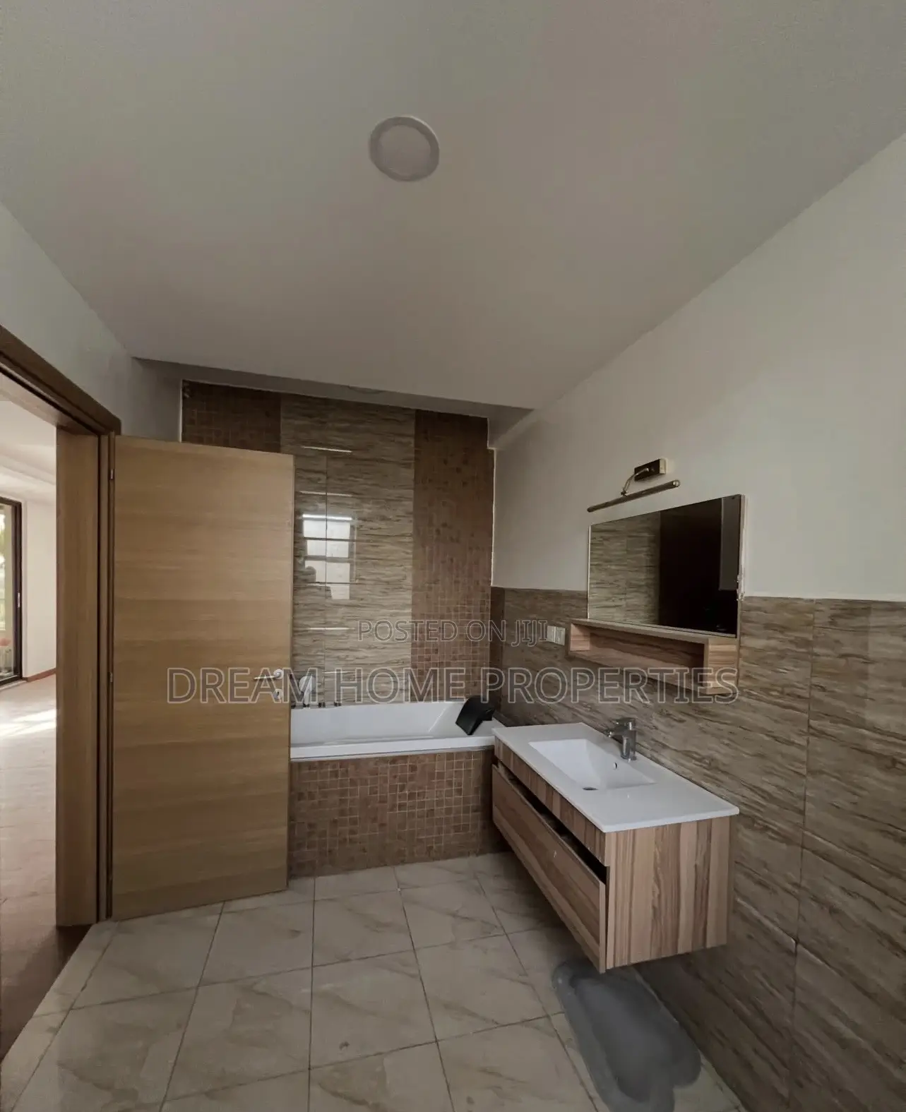 4bdrm Duplex in Kilimani for rent
