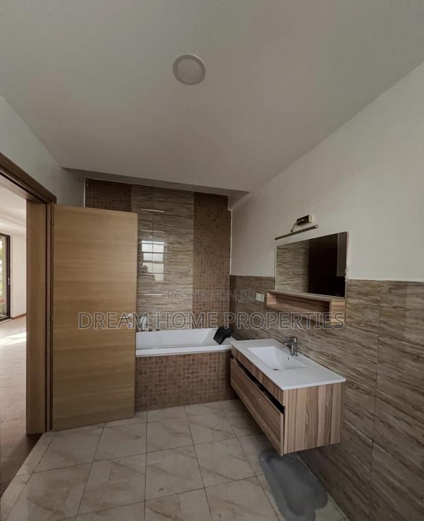 4bdrm Duplex in Kilimani for rent - thumbnail 10