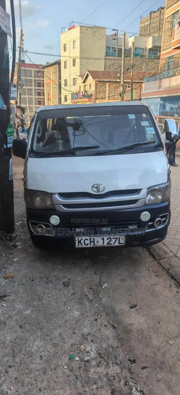 Toyota HiAce 2013 White - thumbnail 2