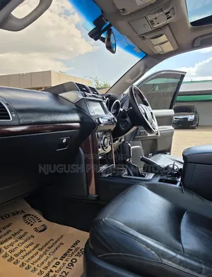 Toyota Land Cruiser Prado 2016 Black