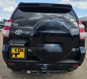 Toyota Land Cruiser Prado 2016 Black