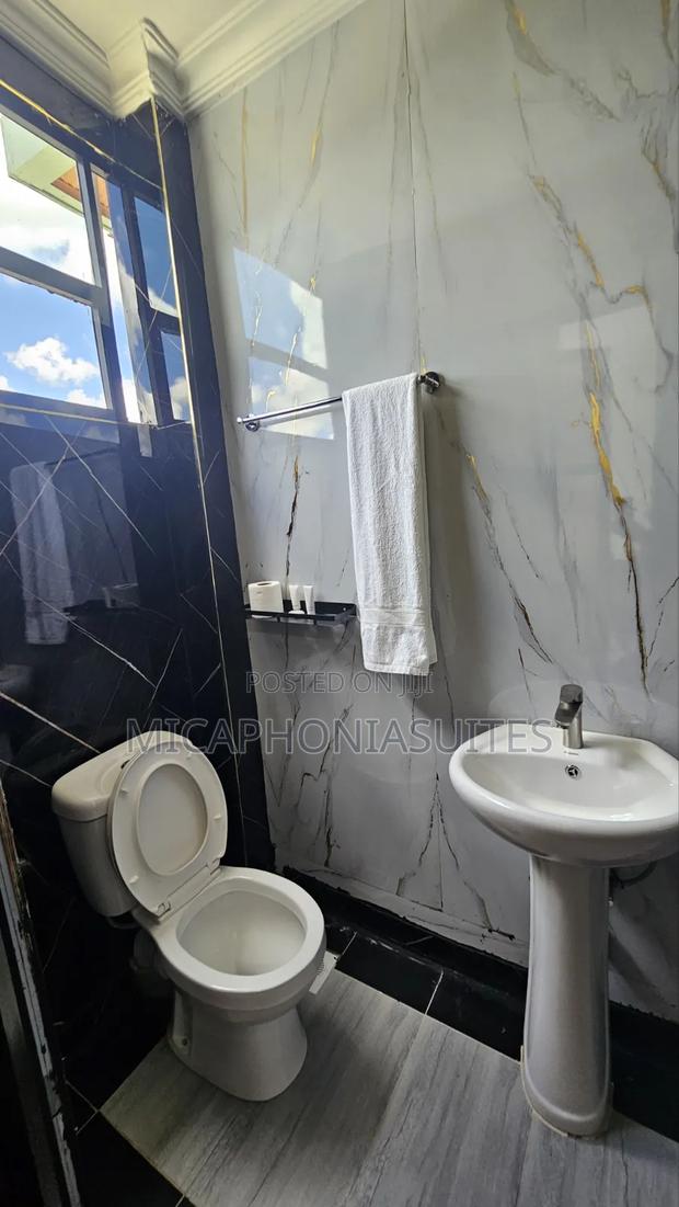 Studio Airbnb in Kware | Along Kangundo Road | Free Parking - thumbnail 6