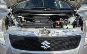 Suzuki Swift 2014 Silver