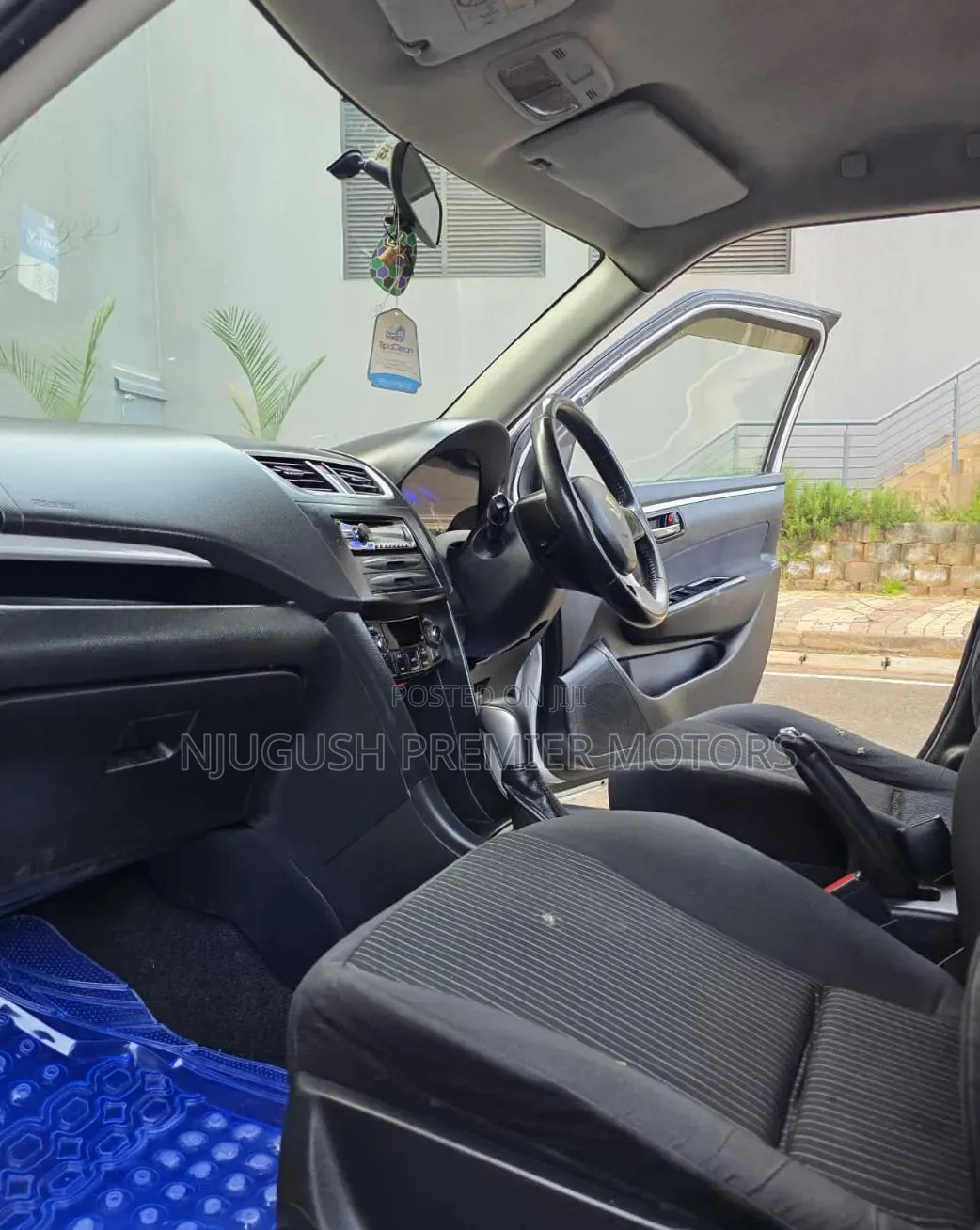 Suzuki Swift 2014 Silver