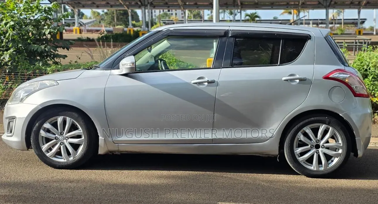 Suzuki Swift 2014 Silver