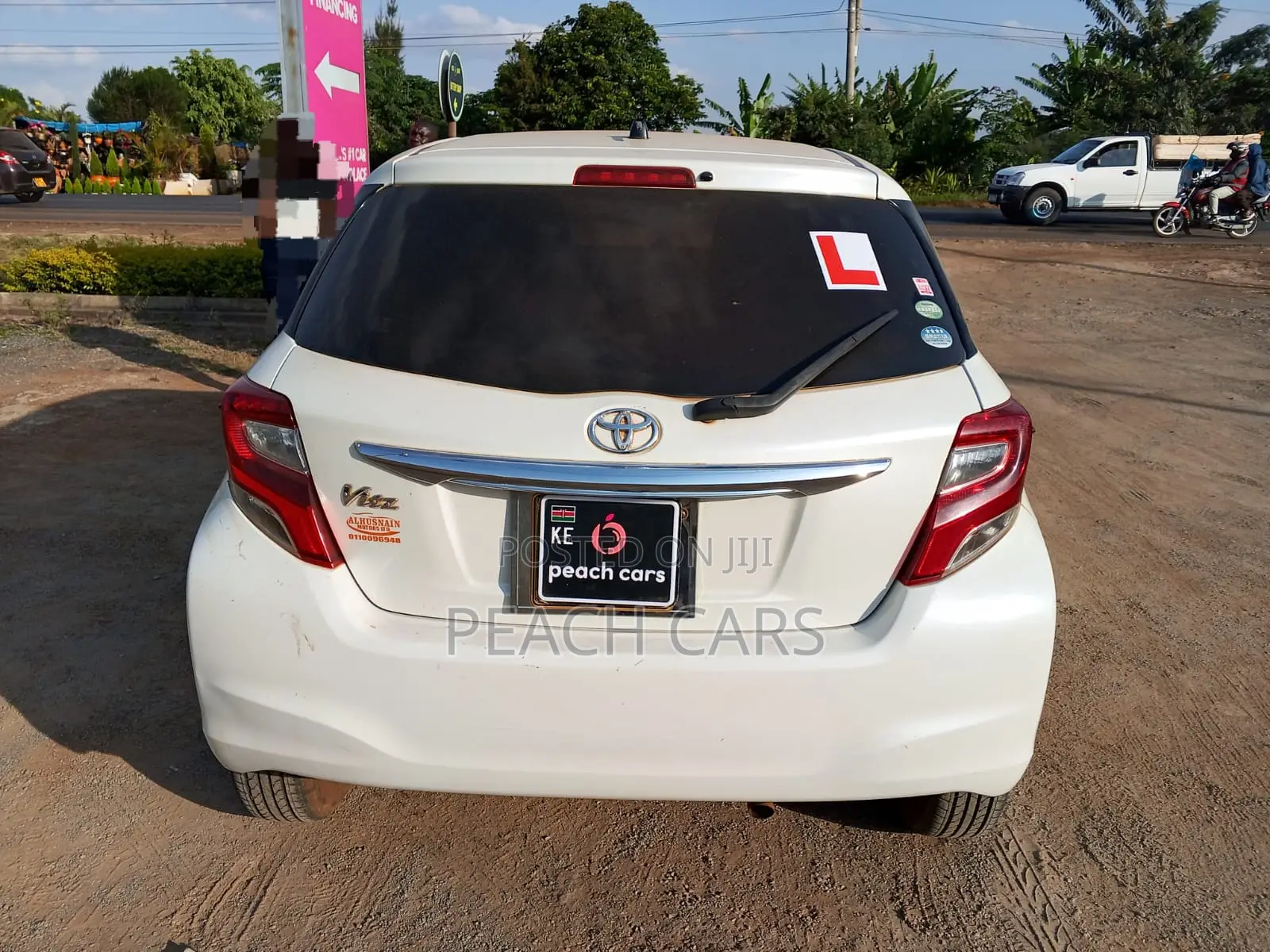 Toyota Vitz 2015 White