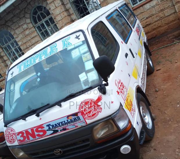 Toyota HiAce 2007 White - thumbnail 4