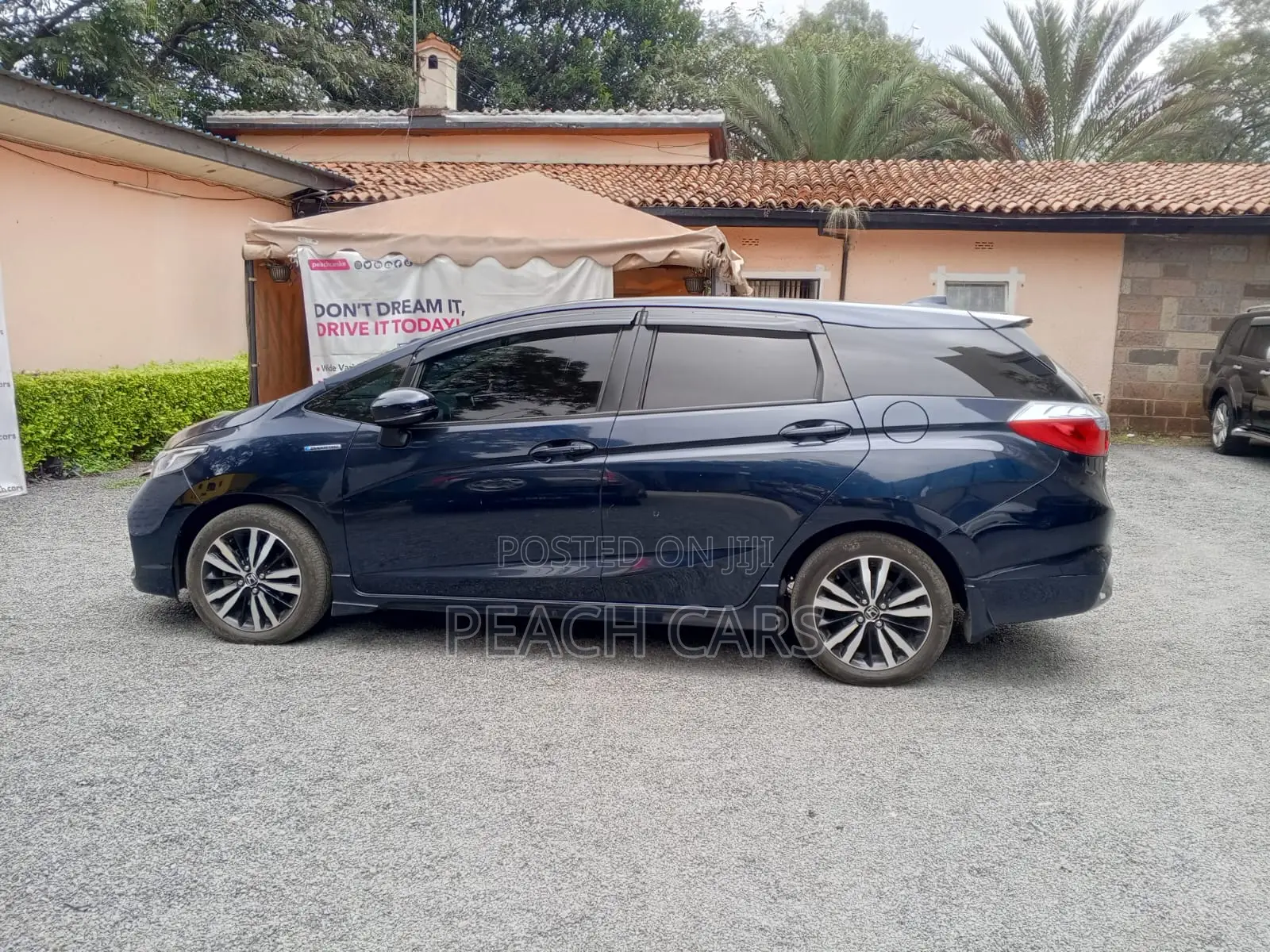 Honda Shuttle 2018 Blue