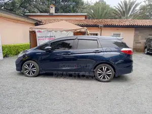 Honda Shuttle 2018 Blue