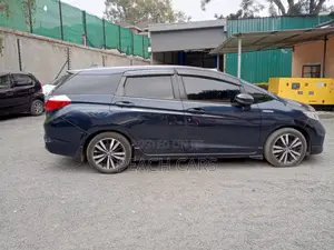 Honda Shuttle 2018 Blue