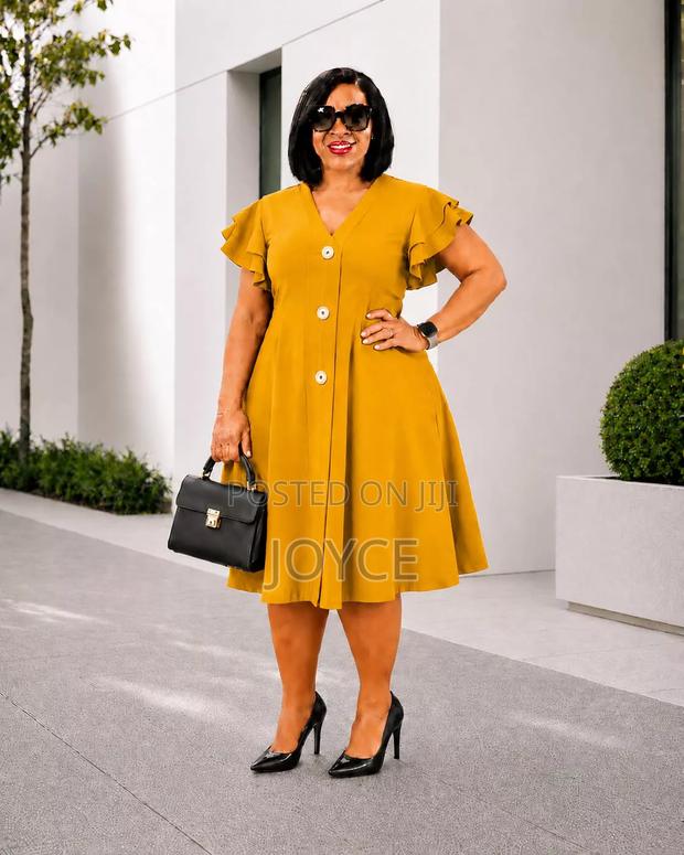 Short-Sleeved Skater Dress - thumbnail 4