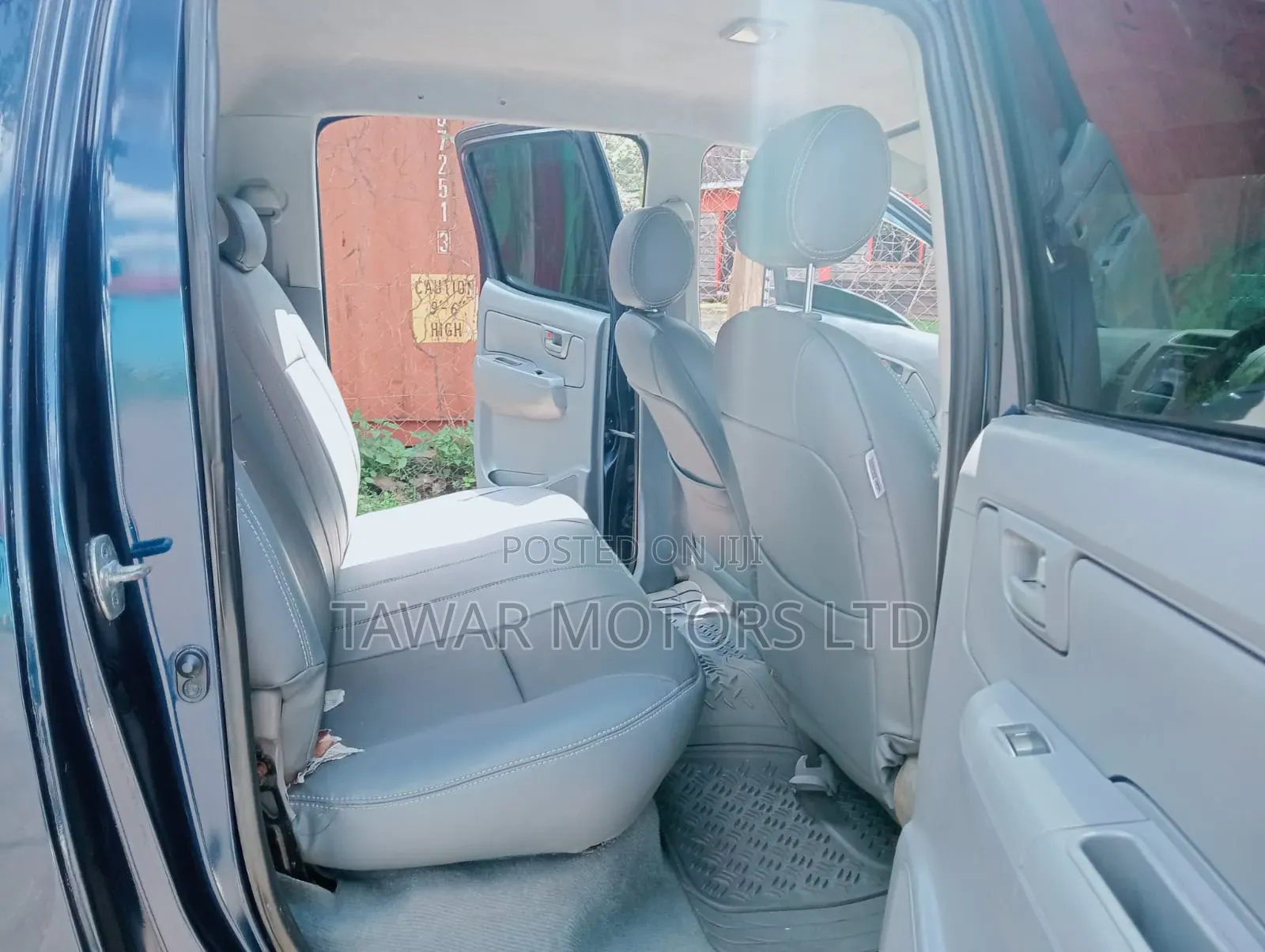 Toyota Hilux 2006 Blue