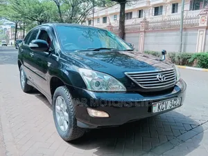 Toyota Harrier 2012