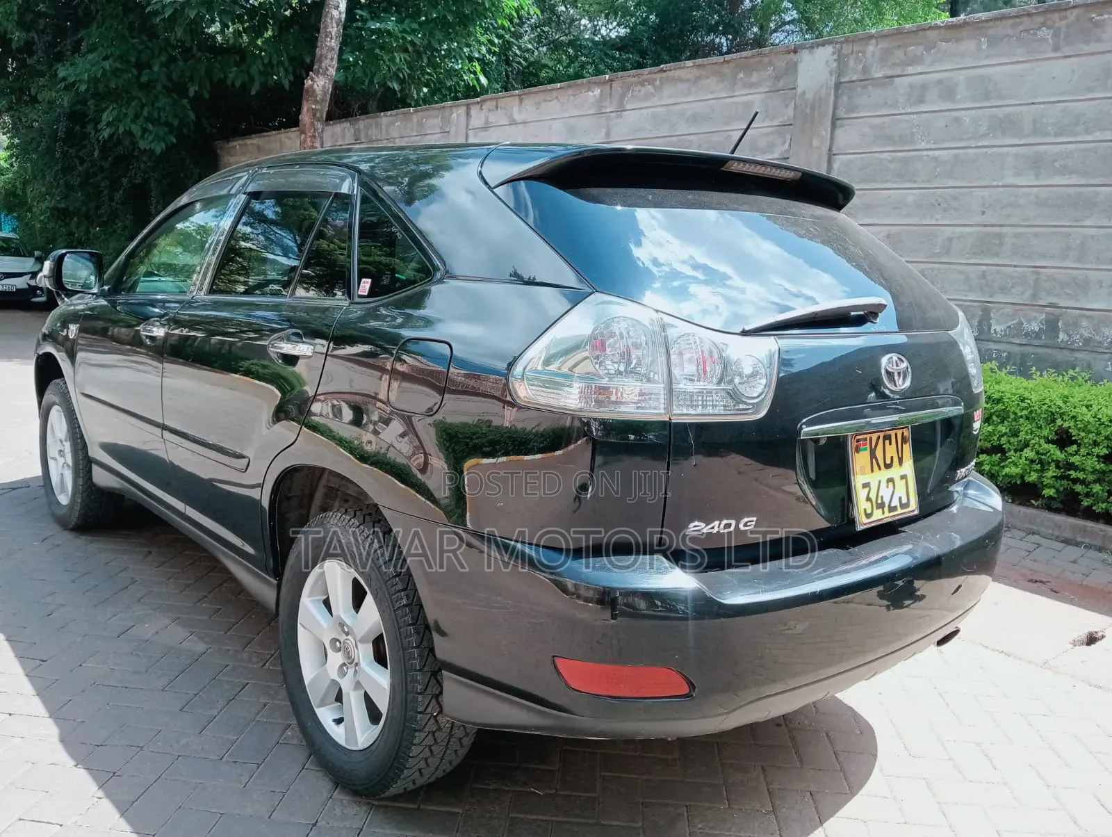 Toyota Harrier 2012