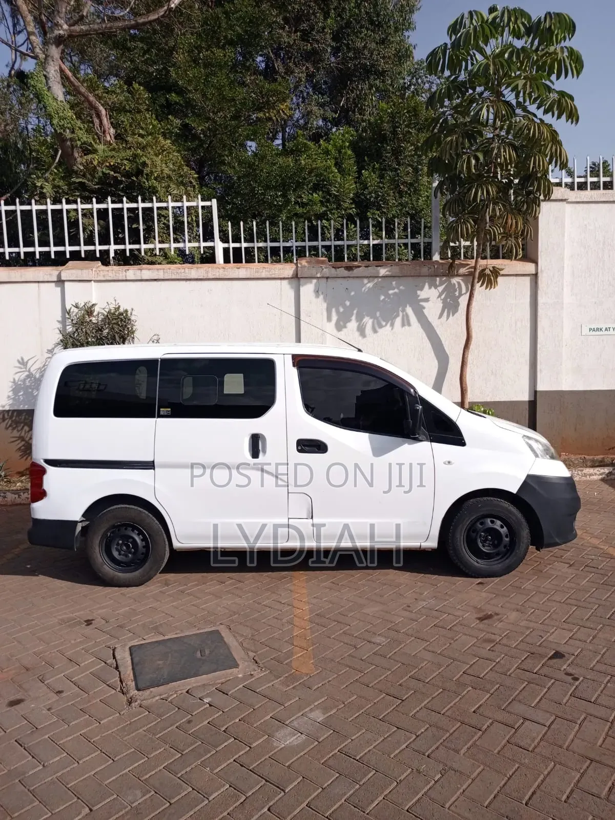 Nissan NV200 2014 White
