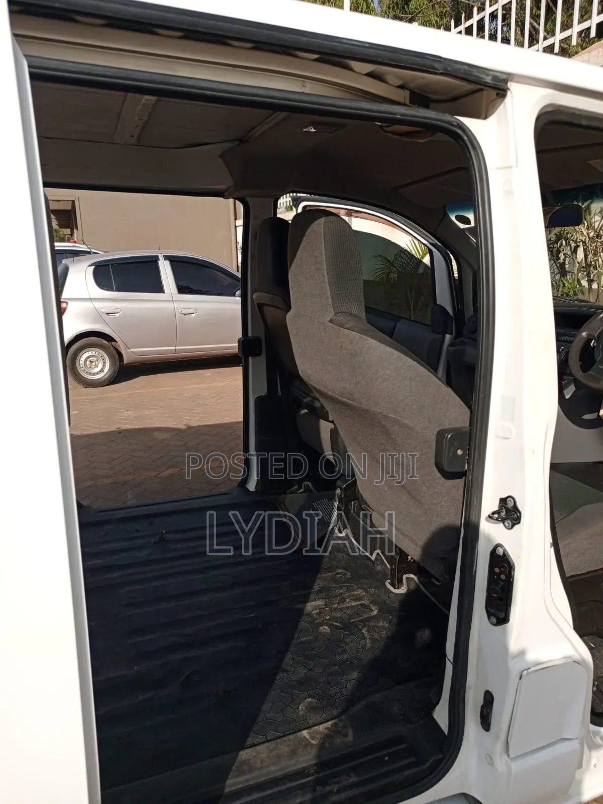 Nissan NV200 2014 White