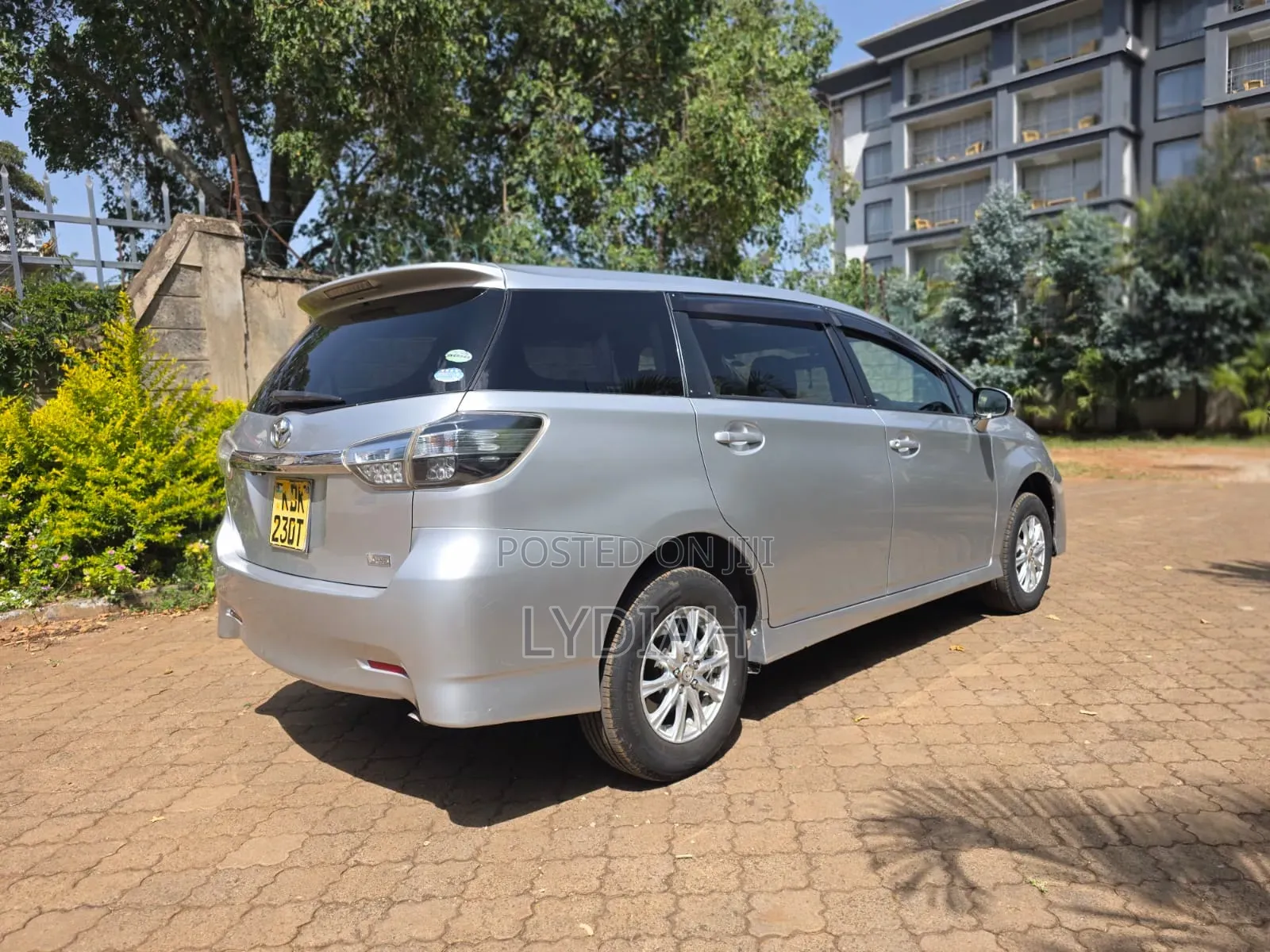Toyota Wish 2015 Silver