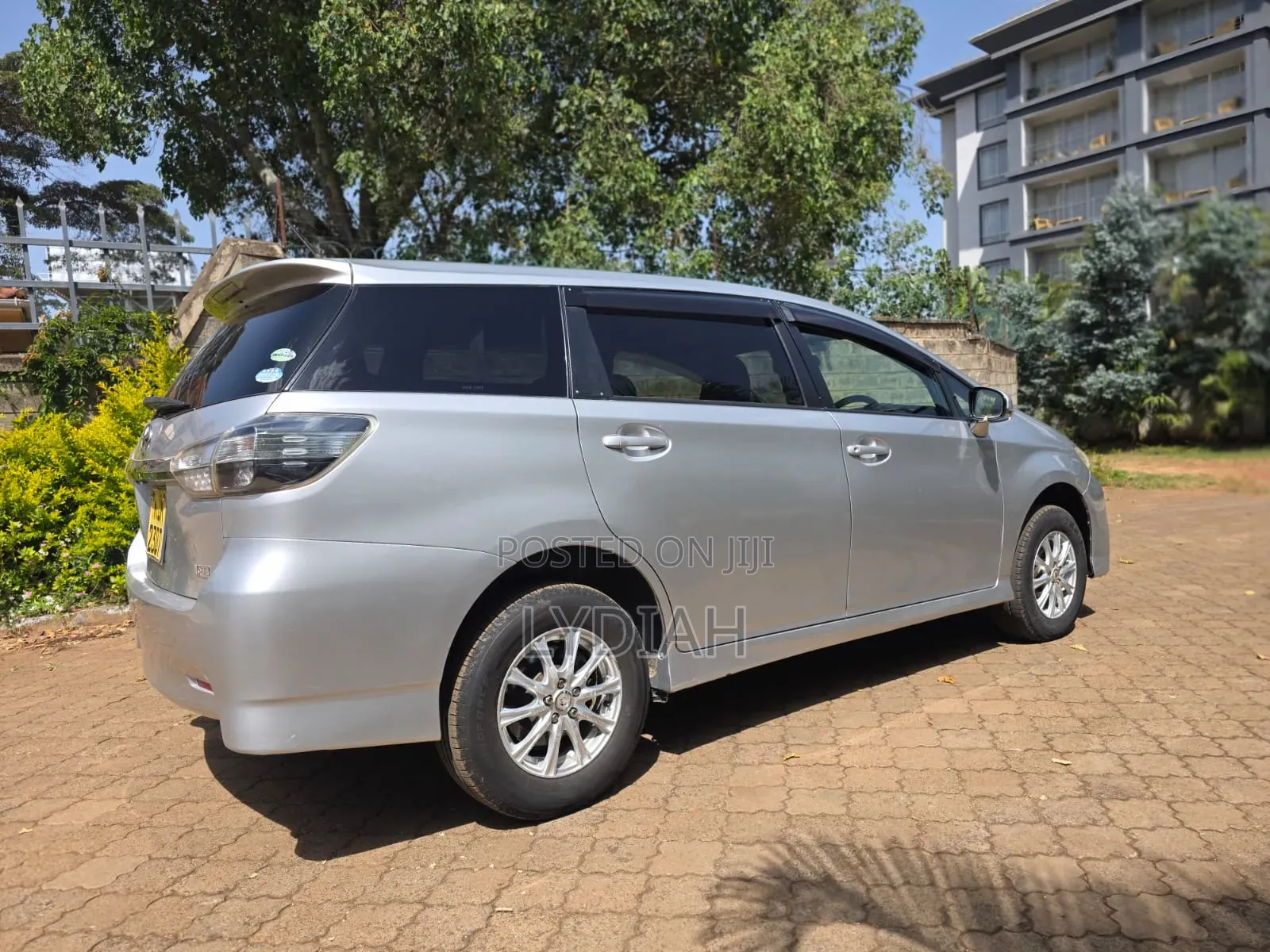Toyota Wish 2015 Silver
