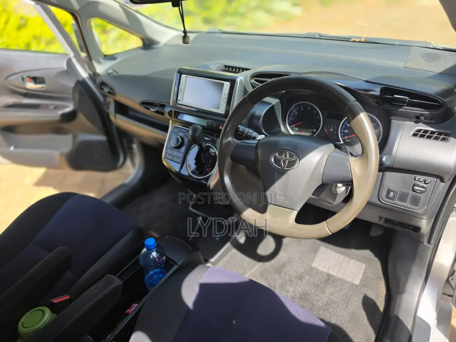 Toyota Wish 2015 Silver