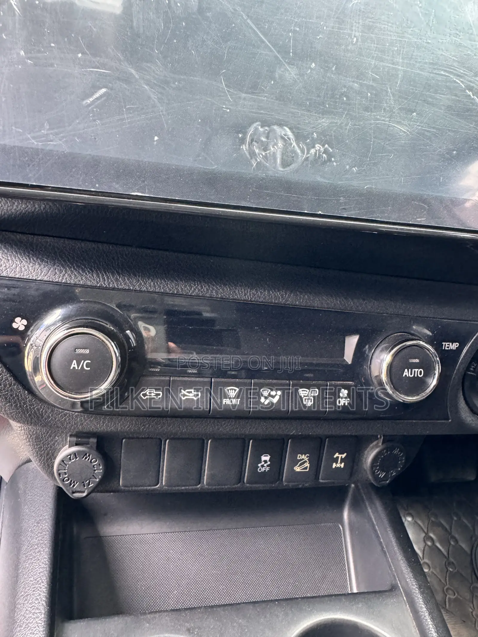 Toyota Hilux Revo Double Cab Deisel 2.4 AWD 2018 Silver