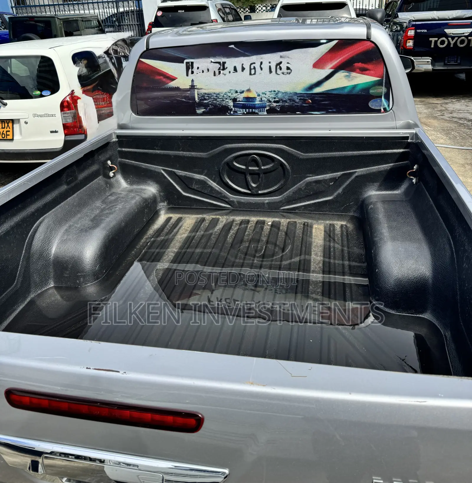 Toyota Hilux Revo Double Cab Deisel 2.4 AWD 2018 Silver