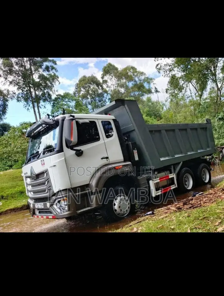 Heavy Commercial Vehicles ; Trucks,Lorries and Buses