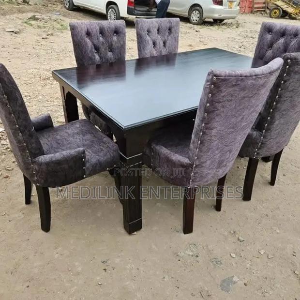Customized Frankford Upholstered 6-Seater Dinning Table Set