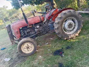 Tractor 35x Mf With Mill