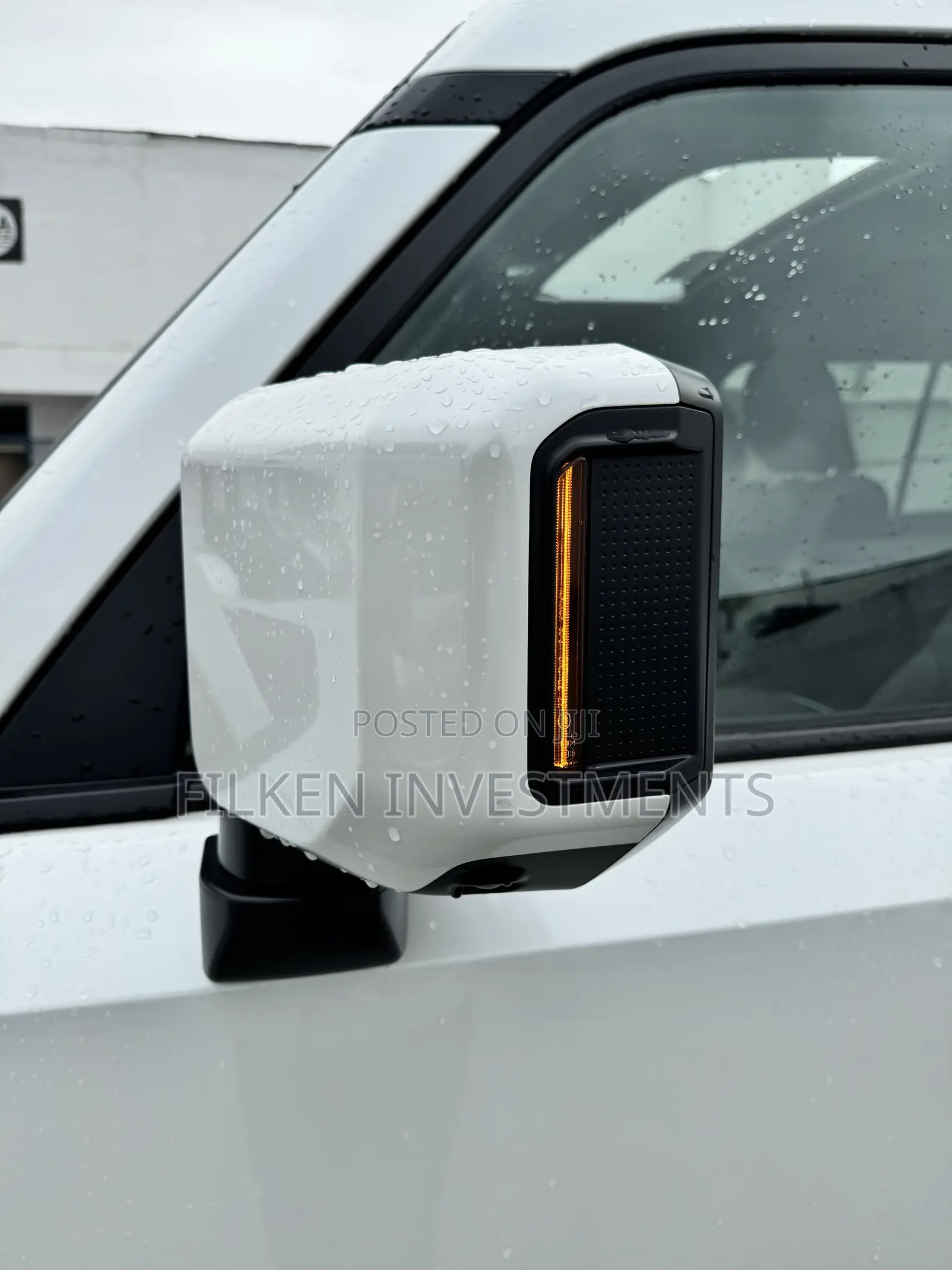 Toyota Land Cruiser Prado 2.7 2023 White